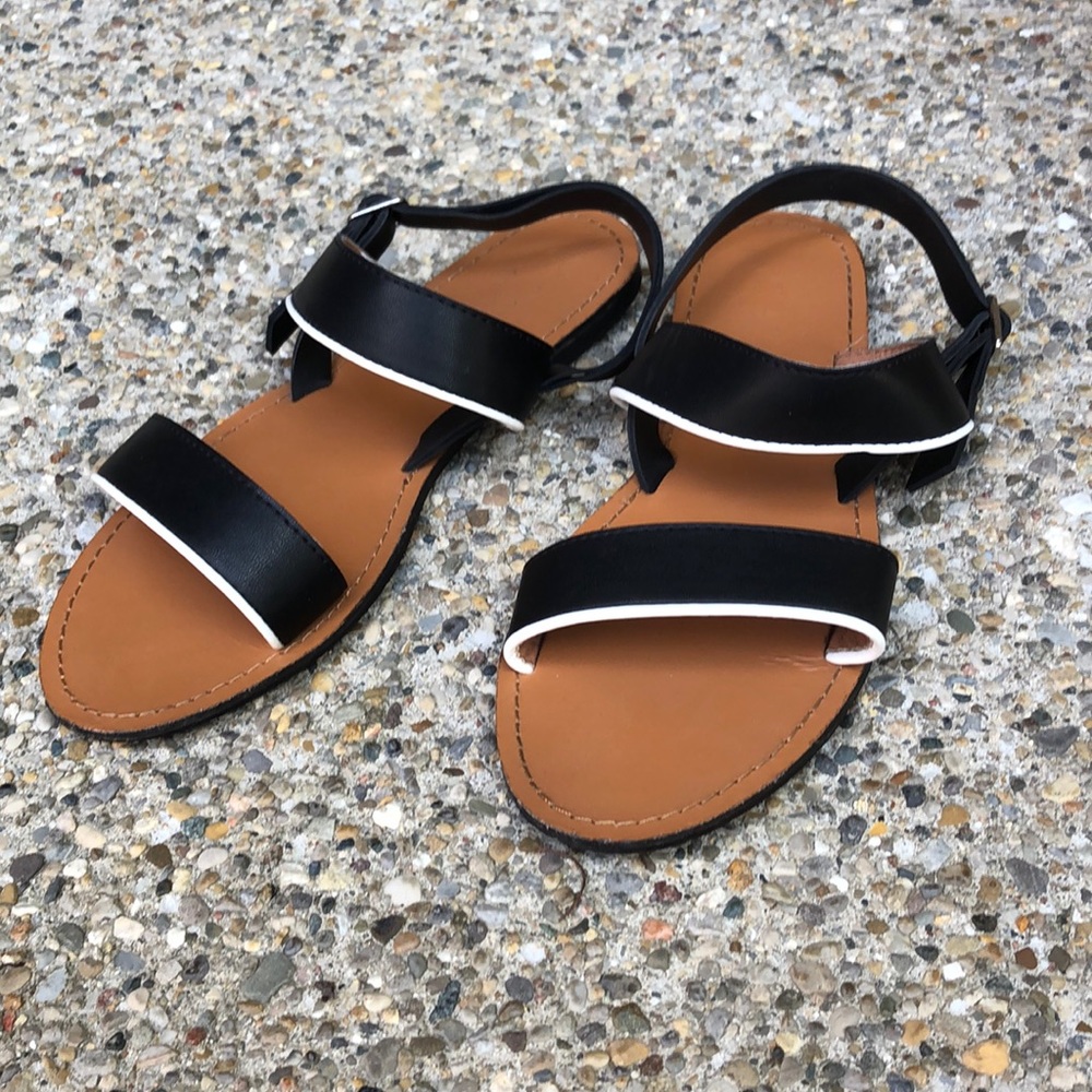 Black/Tan Sandals